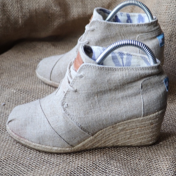 Toms Burlap like Wedge Booties - Picture 4 of 7